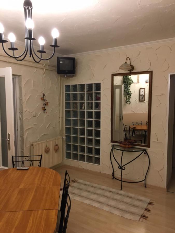 Tocc Apartman Gyál Eksteriør billede