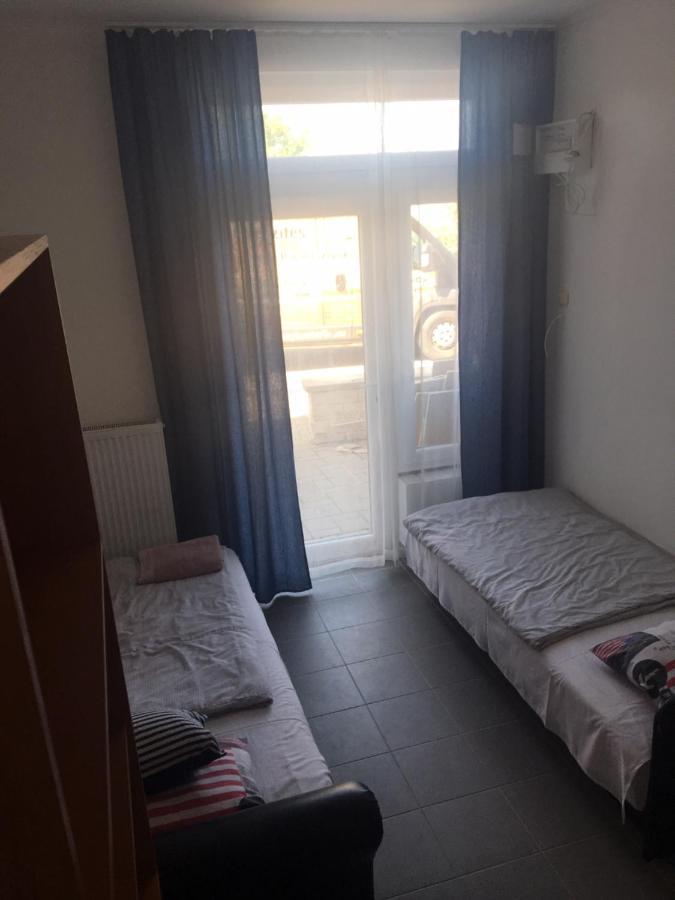 Tocc Apartman Gyál Eksteriør billede