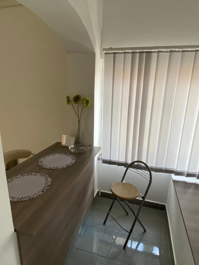 Tocc Apartman Gyál Eksteriør billede